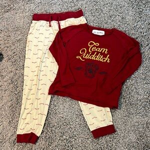 Harry Potter Gryffindor Team Quidditch Pajama Set